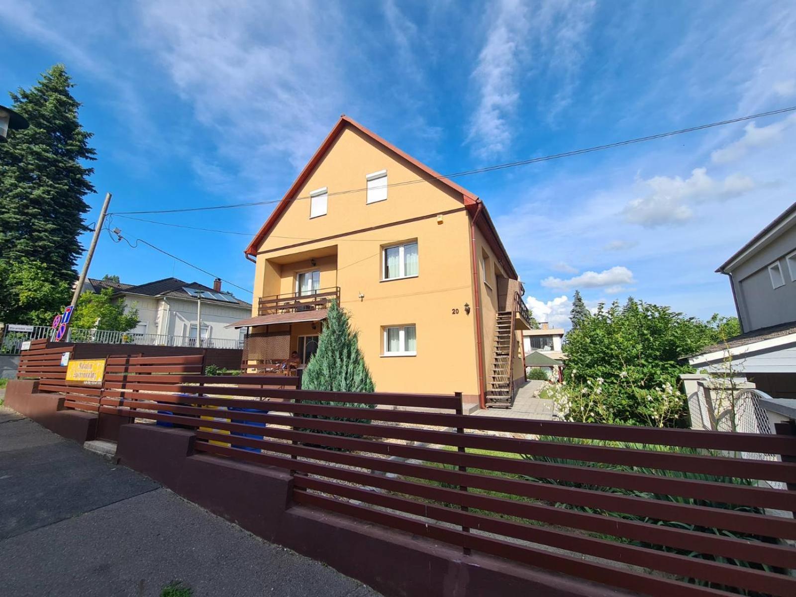 Katalin Apartmanhaz Miskolc Ngoại thất bức ảnh